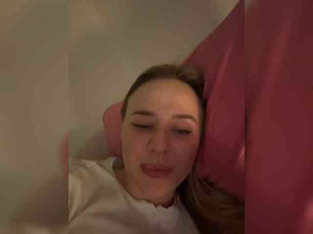-Angel-Ali- webcam