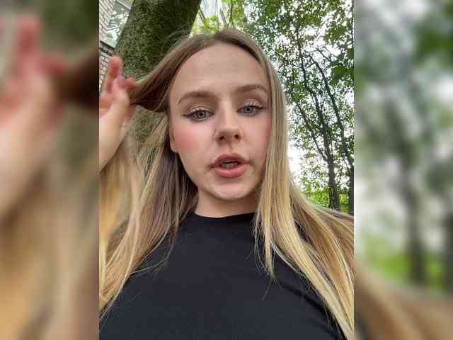 elegantbabe Live Webcam on BongaCams