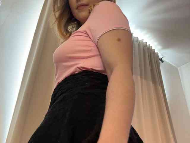 -Angel-Ali- webcam