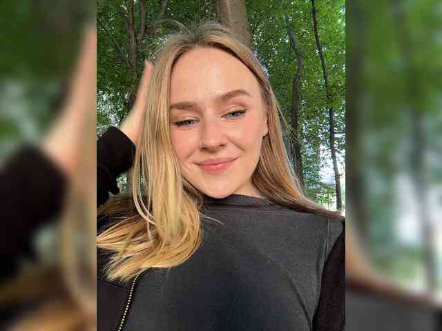 elegantbabe Sex Cam Show