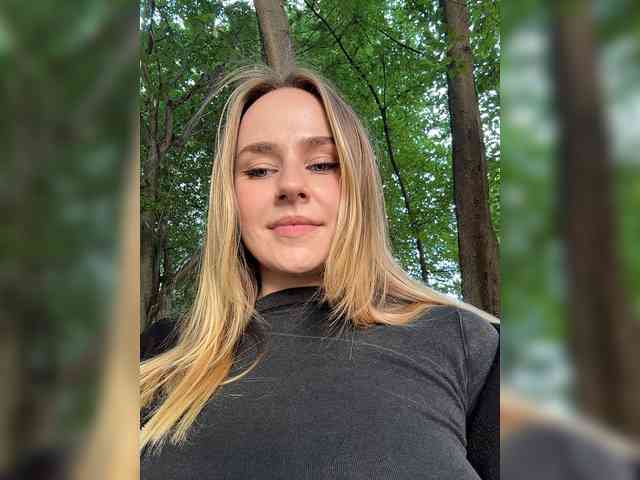 elegantbabe Sex Cam Show