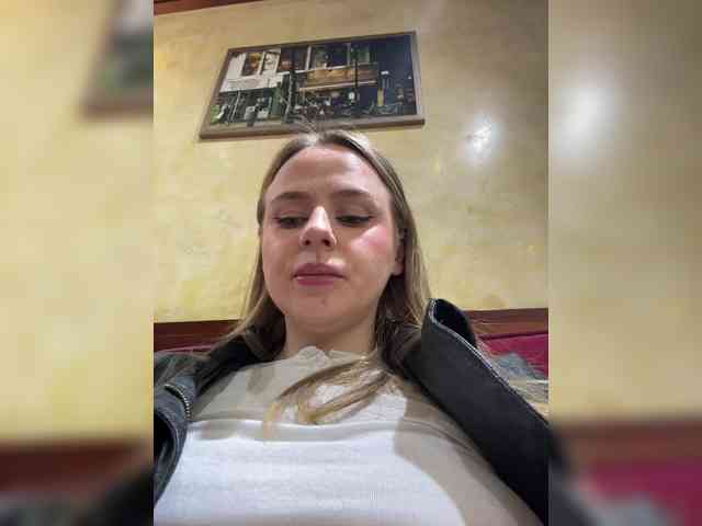 -Angel-Ali- webcam