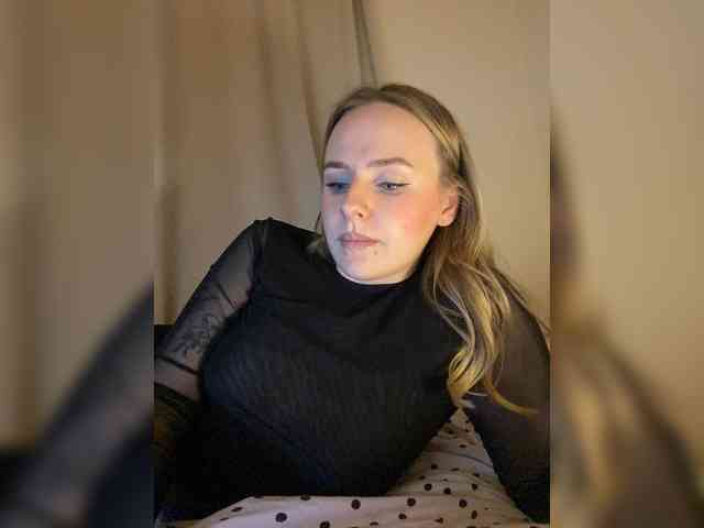 -Angel-Ali- webcam