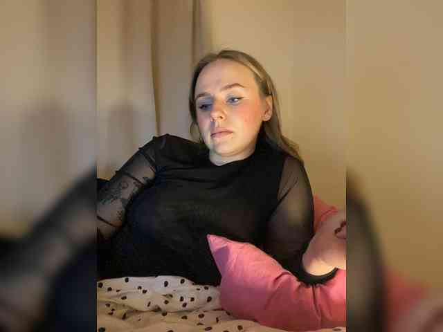 -Angel-Ali- webcam