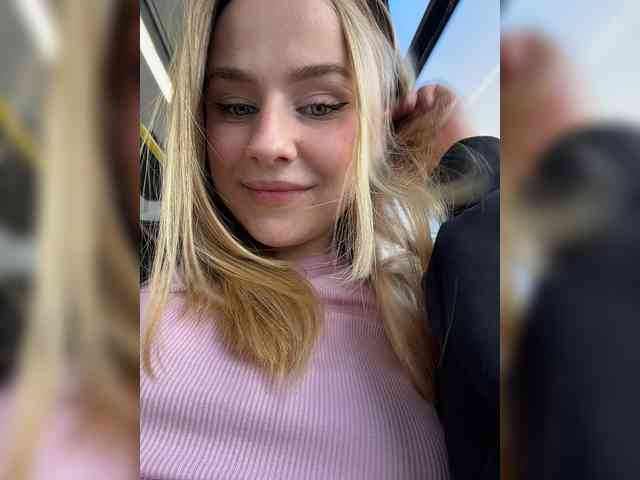 -Angel-Ali- webcam
