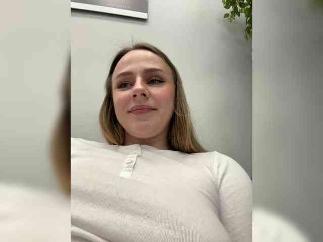 -Angel-Ali- webcam