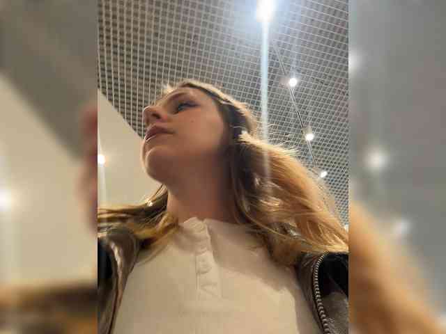 -Angel-Ali- webcam