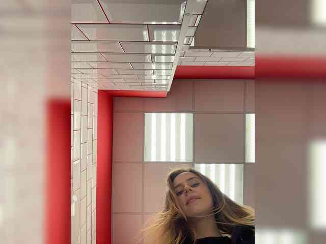 -Angel-Ali- webcam