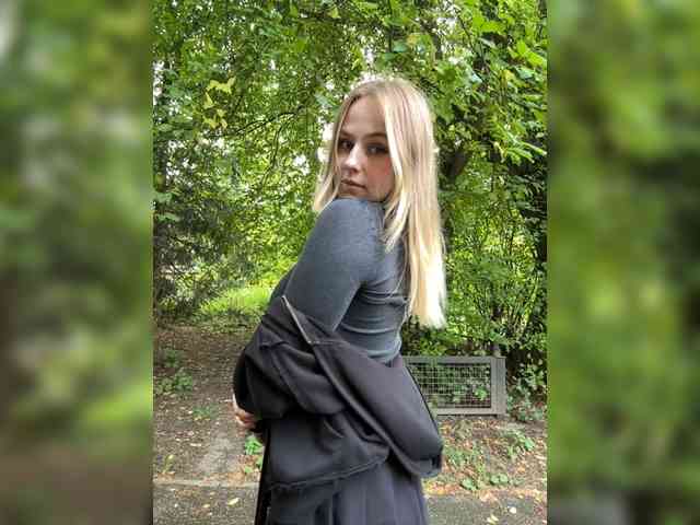 -Angel-Ali- webcam
