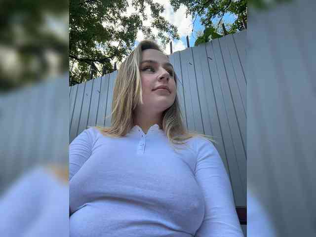 -Angel-Ali- webcam