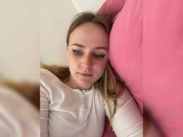 -Angel-Ali- webcam