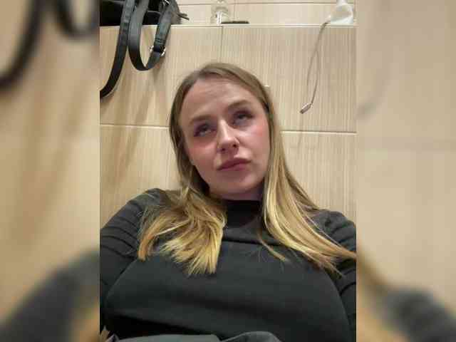 -Angel-Ali- webcam