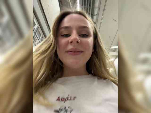 elegantbabe Sex Cam Show