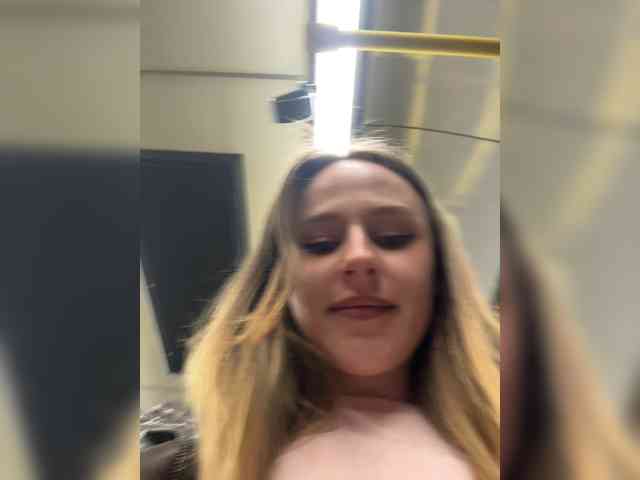 -Angel-Ali- webcam