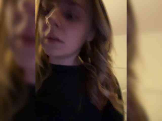 -Angel-Ali- webcam