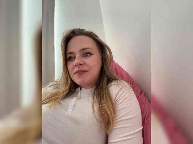 -Angel-Ali- webcam