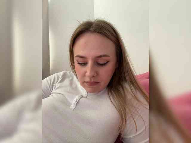 -Angel-Ali- webcam