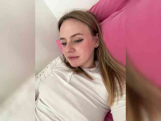 -Angel-Ali- webcam