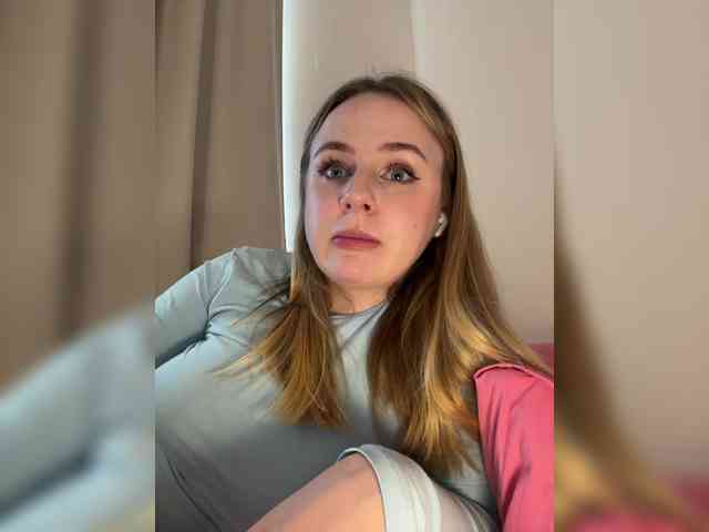 -Angel-Ali- webcam