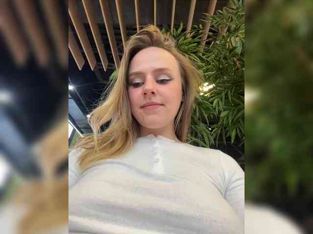 -Angel-Ali- webcam
