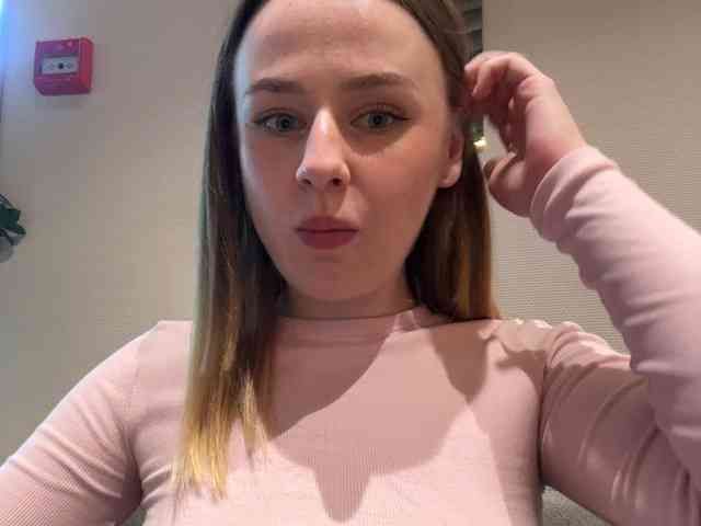 -Angel-Ali- webcam