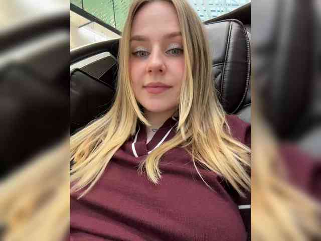 -angel-ali-'s cam show statistics and live stream