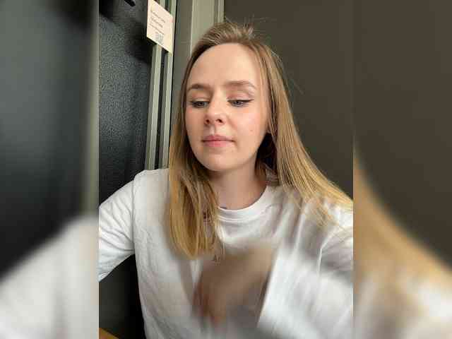 -Angel-Ali- webcam