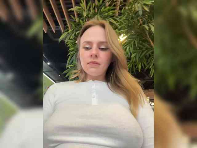-Angel-Ali- webcam