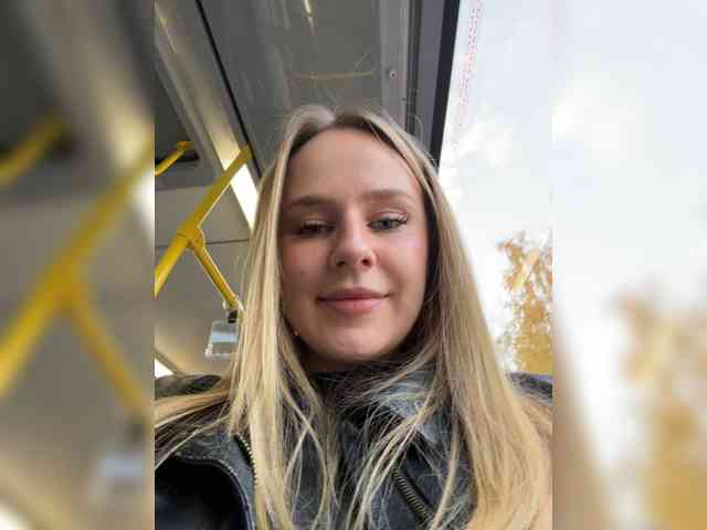 -Angel-Ali- webcam