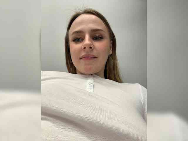 -Angel-Ali- webcam