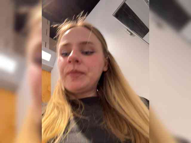-Angel-Ali- webcam