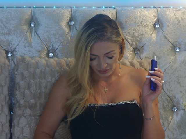 izabelle02 live sex show