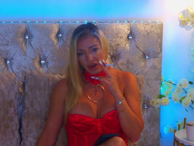 Izabelle02