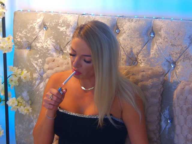 Izabelle02