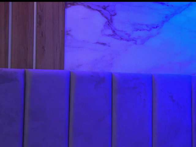 Izabelle02's BongaCams show and profile