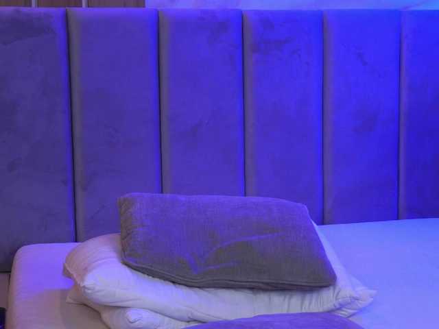 Izabelle02's BongaCams show and profile