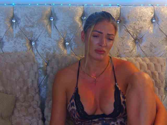 Izabelle02 webcam