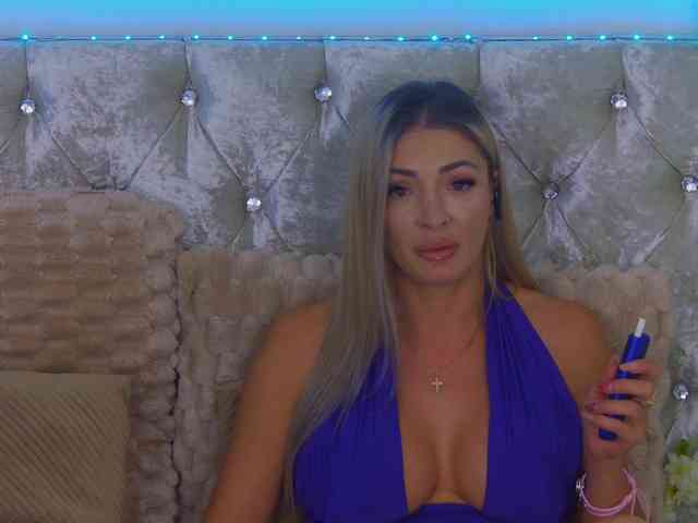 Izabelle02 webcam
