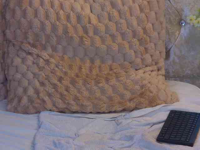 Izabelle02 webcam