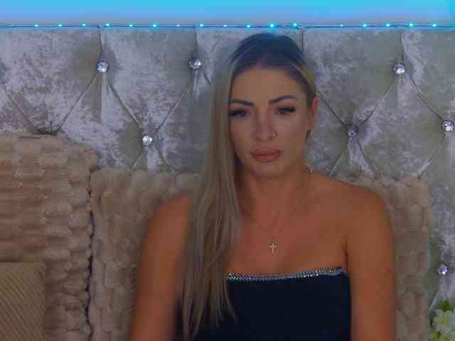 Izabelle02 webcam
