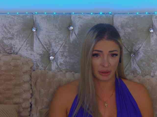 Izabelle02 webcam