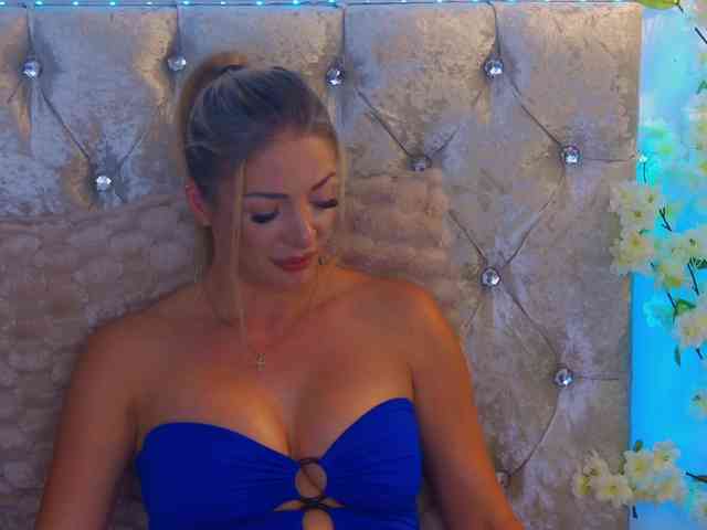 Izabelle02