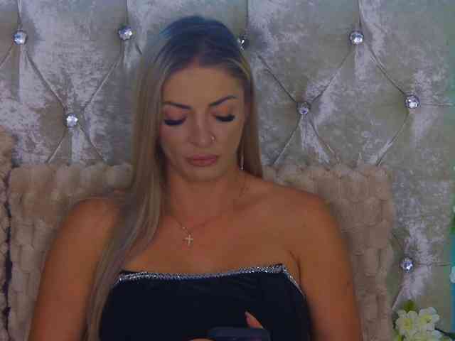 Izabelle02 webcam