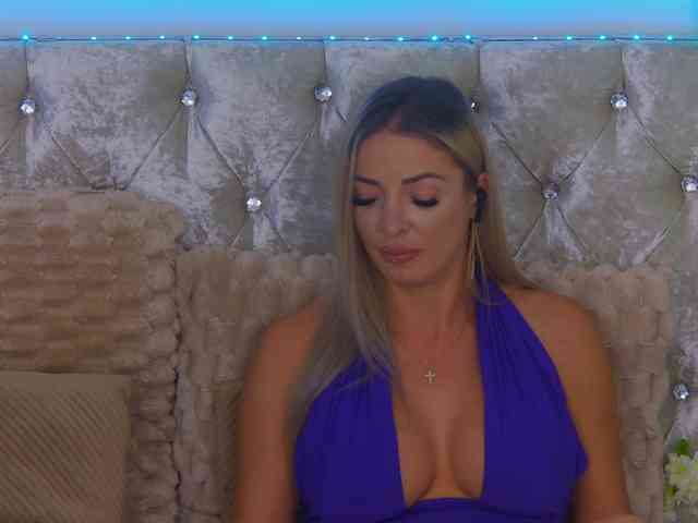 Izabelle02 webcam