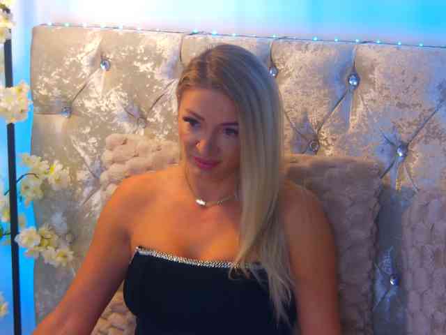 Izabelle02