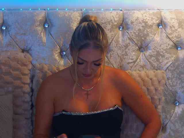 Izabelle02 webcam