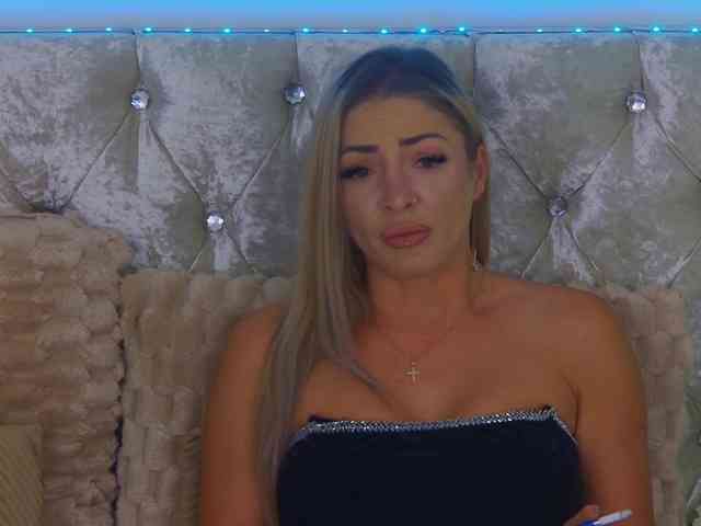 Izabelle02 webcam