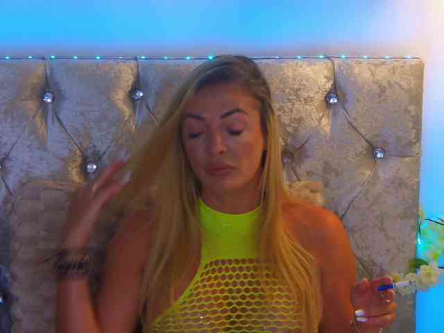 Izabelle02 webcam