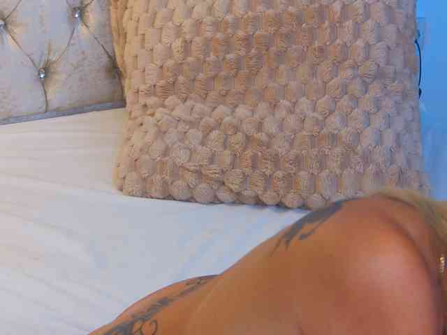 Izabelle02 webcam
