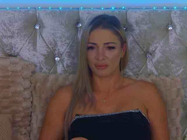 Izabelle02 webcam